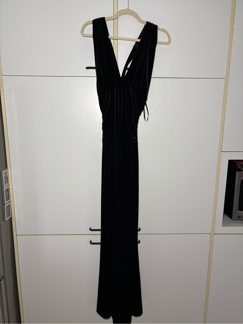 Le Château Black Velvet Maxi Gown Formal Dress XL Vintage Deep V Wedding Holiday - Picture 3 of 14